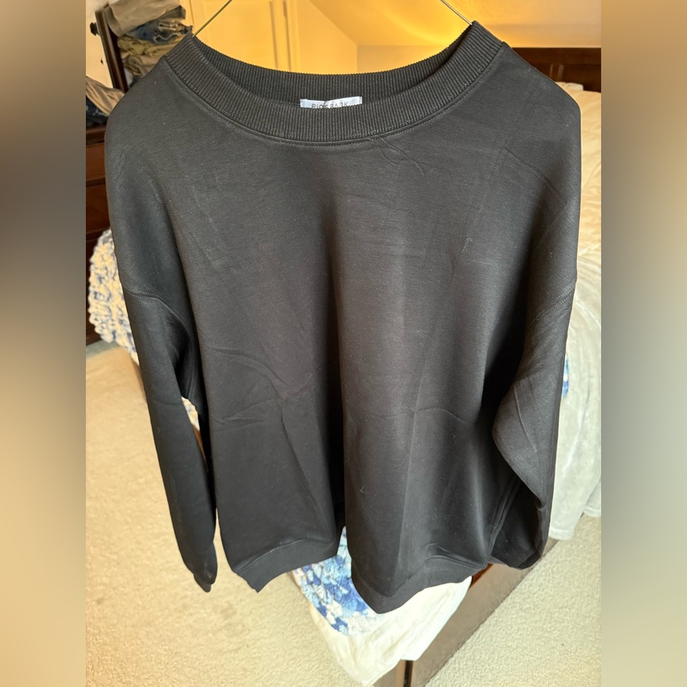 Pinspark ecocosy soft sweatshirt new with tags never worn